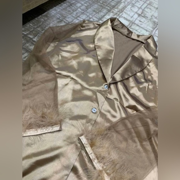 Fuzzy Trim Mesh Panel Shawl Collar PJ Set - Picture 6 of 8